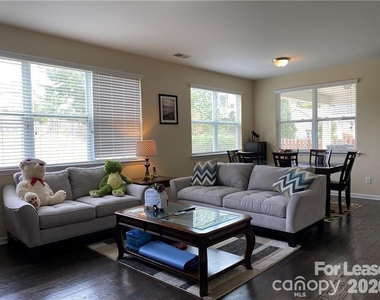 10297 Shrader Street Nw - Photo Thumbnail 3