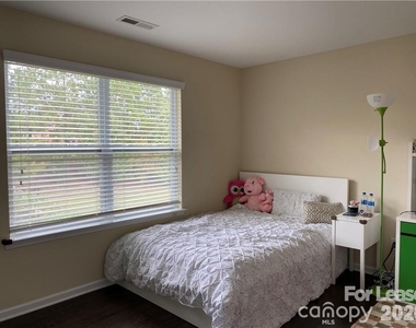 10297 Shrader Street Nw - Photo Thumbnail 8