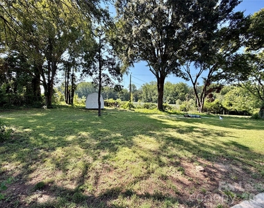 3132 Dawnshire Avenue - Photo Thumbnail 38