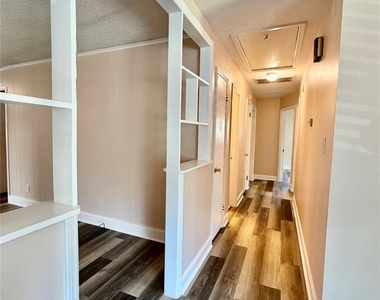 3132 Dawnshire Avenue - Photo Thumbnail 3