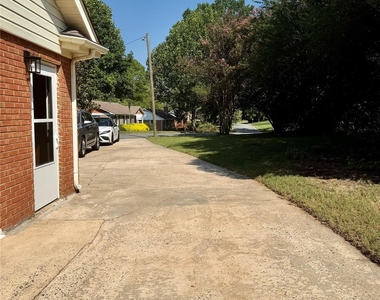 3132 Dawnshire Avenue - Photo Thumbnail 40