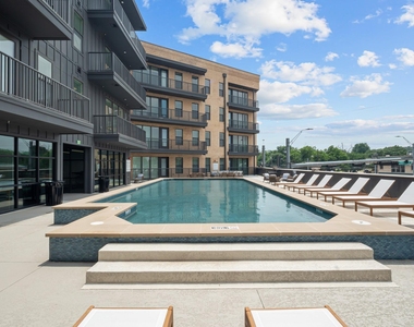 1100 N Zang Boulevard - Photo Thumbnail 1