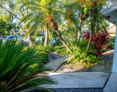 900 Cosmos Court - Photo Thumbnail 3