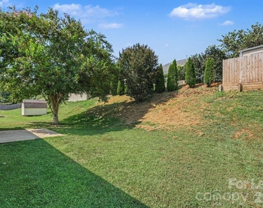 2163 Wexford Way - Photo Thumbnail 24