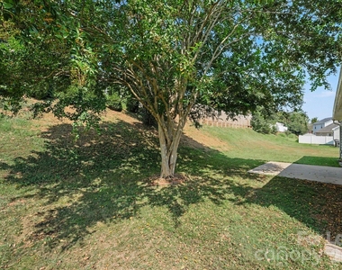 2163 Wexford Way - Photo Thumbnail 22
