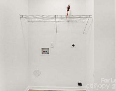 2163 Wexford Way - Photo Thumbnail 18