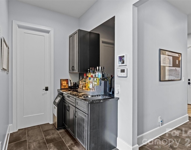 6032 Headlands Court - Photo Thumbnail 15