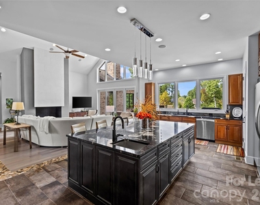 6032 Headlands Court - Photo Thumbnail 14