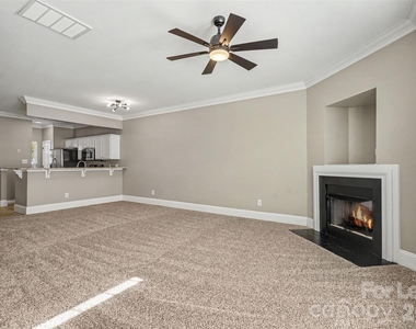 224 Ross Moore Avenue - Photo Thumbnail 3