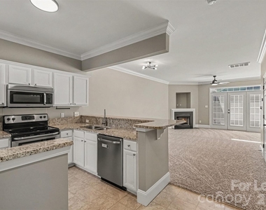224 Ross Moore Avenue - Photo Thumbnail 5