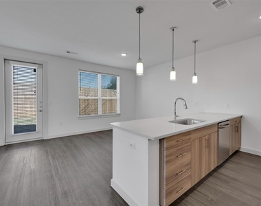 10030 Garland Road - Photo Thumbnail 6