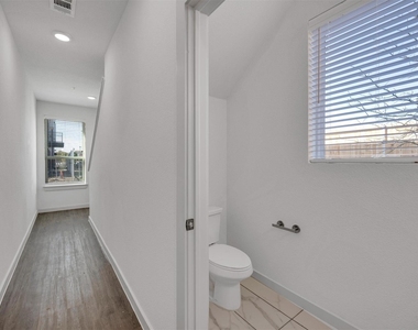 10030 Garland Road - Photo Thumbnail 11