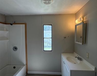 306 Huffstetler Road - Photo Thumbnail 9