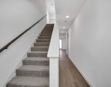 10030 Garland Road - Photo Thumbnail 13