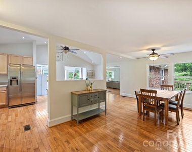 2027 Wensley Drive - Photo Thumbnail 7