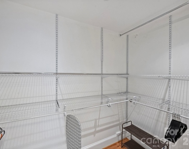 2027 Wensley Drive - Photo Thumbnail 11