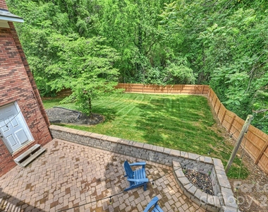 2027 Wensley Drive - Photo Thumbnail 19