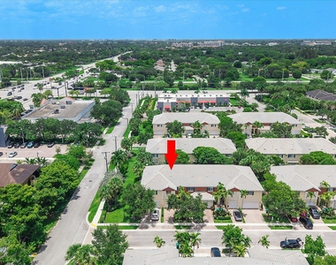 7783 Deercreek Court - Photo Thumbnail 29