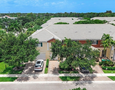 7783 Deercreek Court - Photo Thumbnail 27