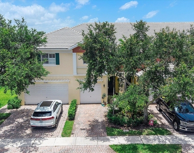 7783 Deercreek Court - Photo Thumbnail 28