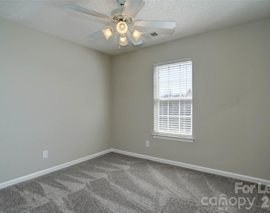 2034 Wexford Way - Photo Thumbnail 17