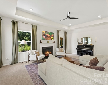 3014 Oxtail Court - Photo Thumbnail 43