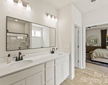 3014 Oxtail Court - Photo Thumbnail 46