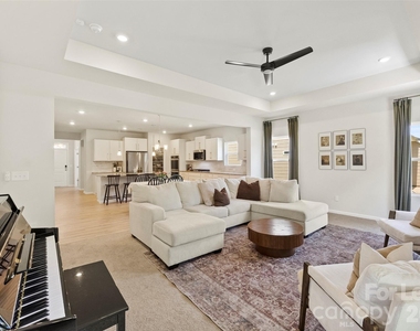3014 Oxtail Court - Photo Thumbnail 10