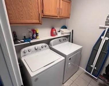 2547 Stockbridge Drive - Photo Thumbnail 8