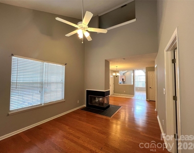 5974 Prescott Court - Photo Thumbnail 3