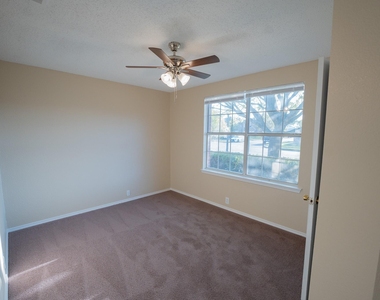 1524 Clemson Drive - Photo Thumbnail 2