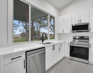 1237 Sw Edinburgh Drive - Photo Thumbnail 22