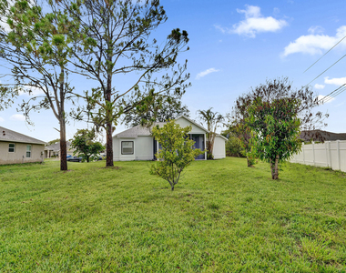1237 Sw Edinburgh Drive - Photo Thumbnail 58