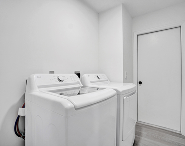 1237 Sw Edinburgh Drive - Photo Thumbnail 46