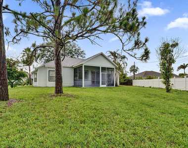 1237 Sw Edinburgh Drive - Photo Thumbnail 59