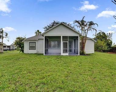 1237 Sw Edinburgh Drive - Photo Thumbnail 60