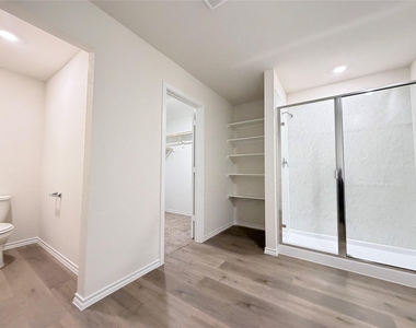 1133 Overhill Road - Photo Thumbnail 17