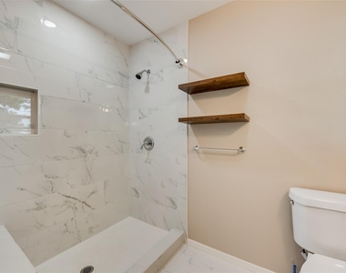 2629 San Medina Avenue - Photo Thumbnail 14