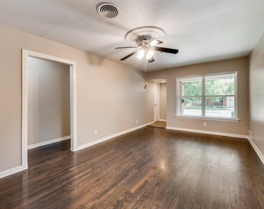 2629 San Medina Avenue - Photo Thumbnail 5