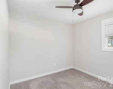 312 Glenrock Drive - Photo Thumbnail 4