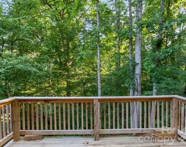 312 Glenrock Drive - Photo Thumbnail 10
