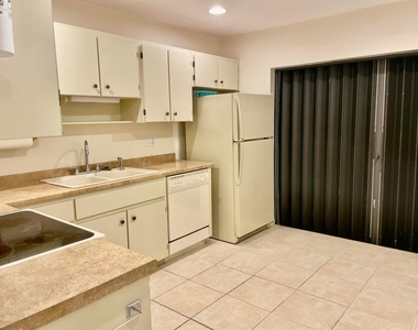 8094 Se Villa Circle - Photo Thumbnail 4