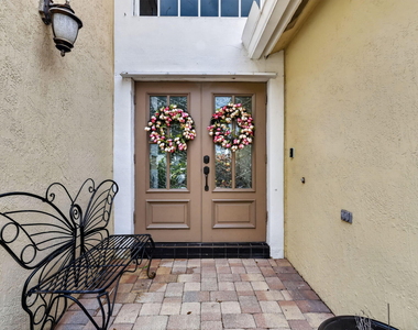 7280 Serrano Terrace - Photo Thumbnail 2