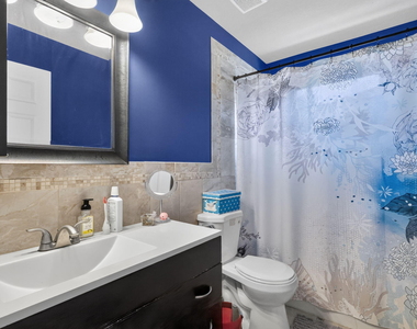 7280 Serrano Terrace - Photo Thumbnail 19