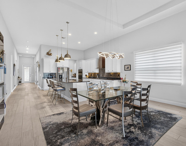 9945 Regency Way - Photo Thumbnail 20