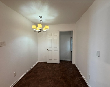 1013 W Tucker Boulevard - Photo Thumbnail 11