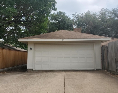 317 Doral Place - Photo Thumbnail 15
