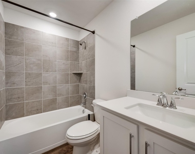 10704 Strike Street - Photo Thumbnail 19