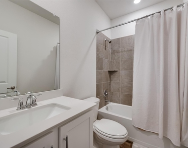 10704 Strike Street - Photo Thumbnail 9