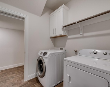 10704 Strike Street - Photo Thumbnail 10